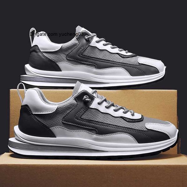 women sports shoes 's spring and autumn light breathable large elastic soft sole for comfor, Black
women sports shoes 's spring and autumn light breathable large elastic soft sole for comfor, Black