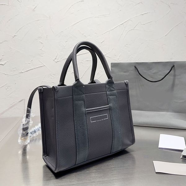 medium tote bag leather shopping handbags women crossbody bags shoulder back handbag new products autumn small 27 20
medium tote bag leather shopping handbags women crossbody bags shoulder back handbag new products autumn small 27 20
