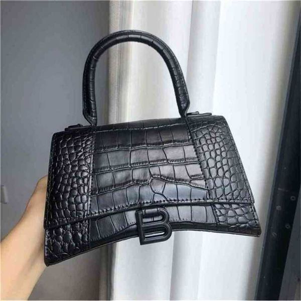 designer handbags luxury balencaige bags hourglass women's leather crocodile pattern high version b-shaped diagonal one
designer handbags luxury balencaige bags hourglass women's leather crocodile pattern high version b-shaped diagonal one