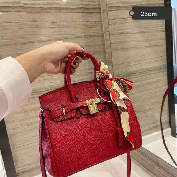 hand bags messenger same women bag one new shoulder head leather h leather women's bag platinum bag luxurysbag designer purses ladies h
hand bags messenger same women bag one new shoulder head leather h leather women's bag platinum bag luxurysbag designer purses ladies h