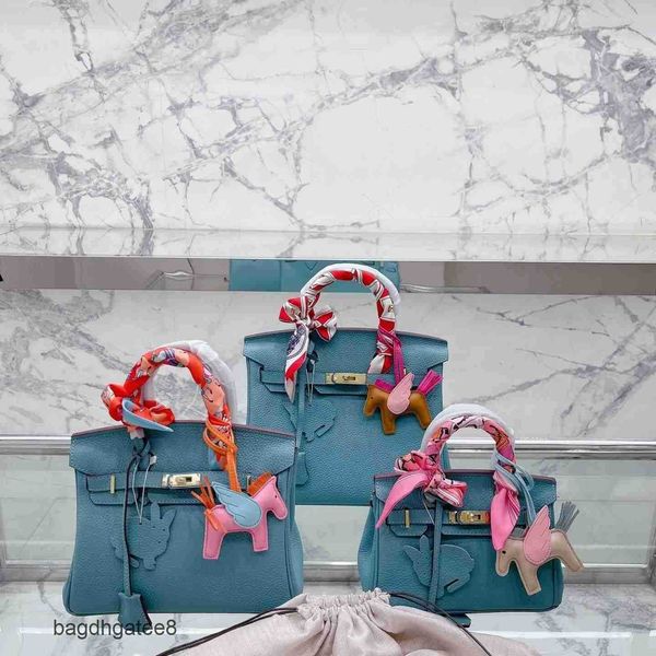 designer bag hand designer bag e bags 2023 brikin h lock buckle togo leather lychee grain cow sewn wax thread portable women's casual b
designer bag hand designer bag e bags 2023 brikin h lock buckle togo leather lychee grain cow sewn wax thread portable women's casual b