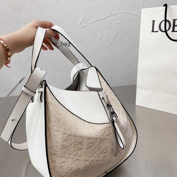 handbags designer leather bags loews deformation cowhide wholesale color matching women's backpack single shoulder cross carry
handbags designer leather bags loews deformation cowhide wholesale color matching women's backpack single shoulder cross carry