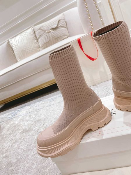boots sock shoes sports trainers sneakers knit shoe graffiti tread slick fashion socks black white 2022 designer casual women fashionable
boots sock shoes sports trainers sneakers knit shoe graffiti tread slick fashion socks black white 2022 designer casual women fashionable