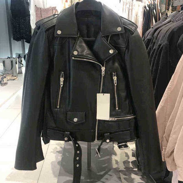 new spring autumn black soft faux leather jacket women casual with belt zipper solid biker outfit female j220727
new spring autumn black soft faux leather jacket women casual with belt zipper solid biker outfit female j220727