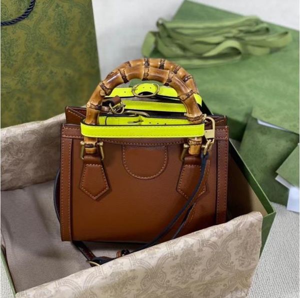 designer bag fashion luxury classic style women's handbag handbag wallet one shoulder bag luxury handle 001
designer bag fashion luxury classic style women's handbag handbag wallet one shoulder bag luxury handle 001