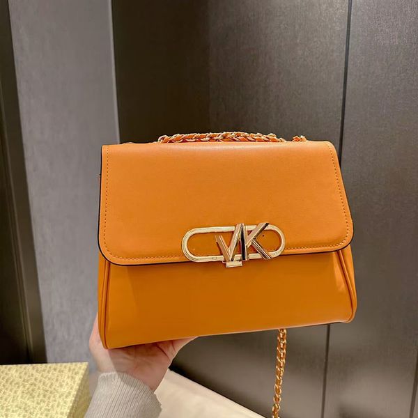 evening bags new parker large leather cow leather chain single shoulder bag for fall/winter 2023 cream white brown messenger
evening bags new parker large leather cow leather chain single shoulder bag for fall/winter 2023 cream white brown messenger
