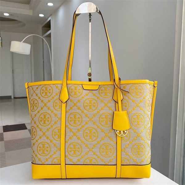 handbags t0ryburchs designer canvas printed cowhide one cross fashion casual mami shopping bag women's bag shoulder crossbody bag
handbags t0ryburchs designer canvas printed cowhide one cross fashion casual mami shopping bag women's bag shoulder crossbody bag