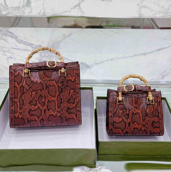 evening bags snake pattern print tote bag ladies designer bamboo handle handbags vintage bucket women woven shopping purses 220422
evening bags snake pattern print tote bag ladies designer bamboo handle handbags vintage bucket women woven shopping purses 220422