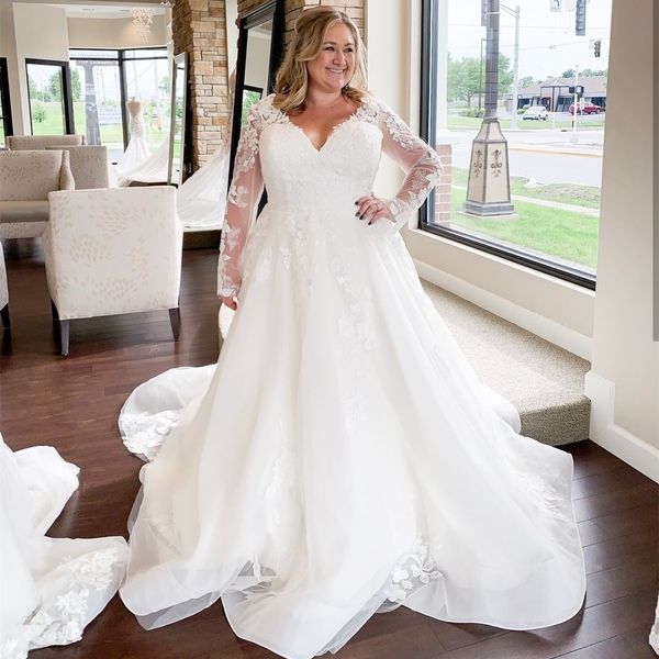 wedding dress plus size long sleeve royal train floor length lace appliques bridal gowns v-neck tulle white women brides
wedding dress plus size long sleeve royal train floor length lace appliques bridal gowns v-neck tulle white women brides