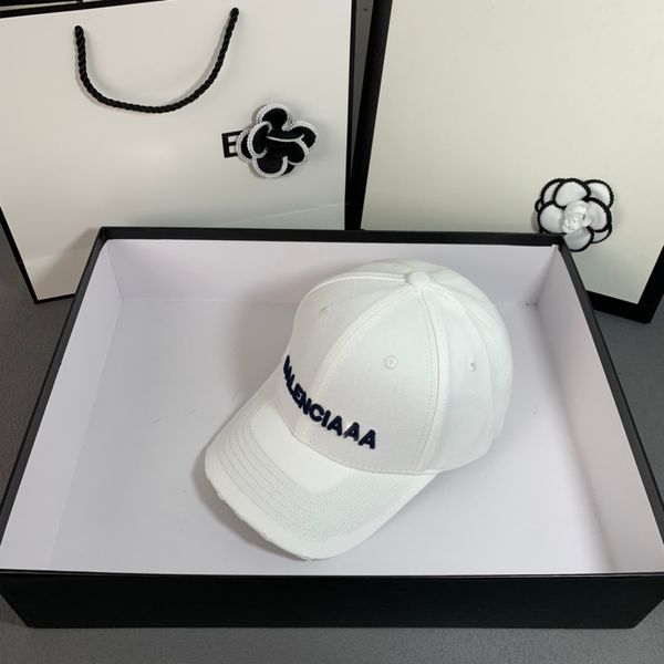 2023 ball caps couple sports designer ball caps fashion hole casquette outdoor sunshade warmth letter embroidery, Blue;gray
2023 ball caps couple sports designer ball caps fashion hole casquette outdoor sunshade warmth letter embroidery, Blue;gray