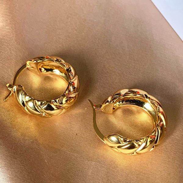 charm earring c-letter designer earrings luxury jewelry for women party stud gold earrings festival gifts, Golden;silver
charm earring c-letter designer earrings luxury jewelry for women party stud gold earrings festival gifts, Golden;silver
