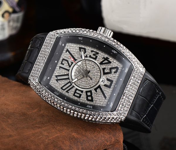 2023 classic design 44mm blue black bronze quartz sport high-end watch, Slivery;brown
2023 classic design 44mm blue black bronze quartz sport high-end watch, Slivery;brown