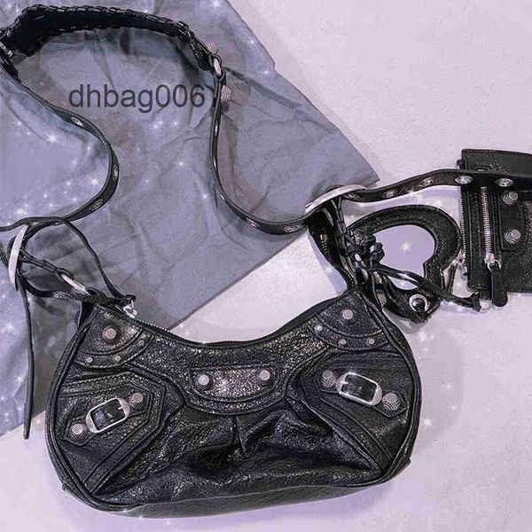 handbag designer balenciga leather bags b home le cagole 2022 women's locomotive one fold armpit single shoulder messenger 8nl7 crossbo
handbag designer balenciga leather bags b home le cagole 2022 women's locomotive one fold armpit single shoulder messenger 8nl7 crossbo