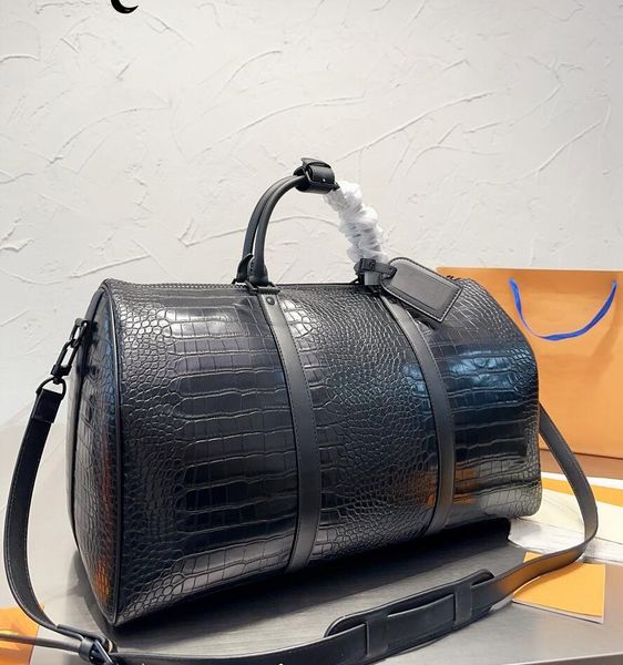 designer alligator pattern leather duffel bags men commerce handbag classic large capacity leisure women's bag handbags travelling sing
designer alligator pattern leather duffel bags men commerce handbag classic large capacity leisure women's bag handbags travelling sing
