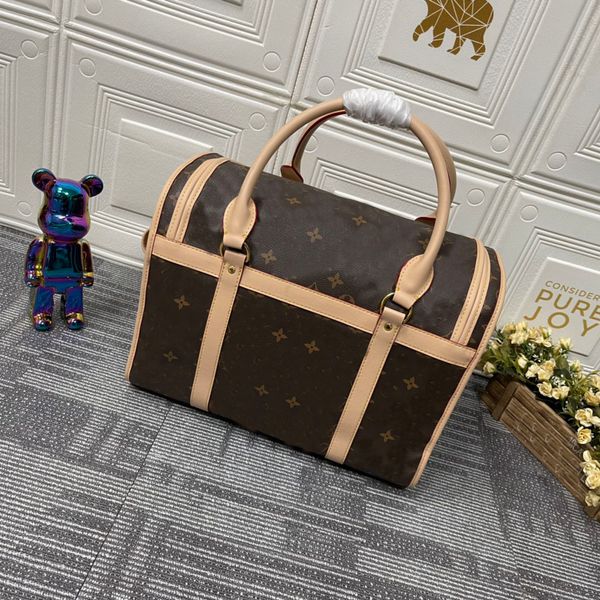 fashion men and women designer big outdoor leather handbagluxuryclassic pet bags centimeter ssize 40-23-29, Black;red
fashion men and women designer big outdoor leather handbagluxuryclassic pet bags centimeter ssize 40-23-29, Black;red