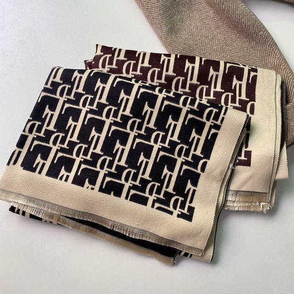 2022 imitation cashmere scarf womens winter versatile thick warm shawl long thickened bib, Blue;gray
2022 imitation cashmere scarf womens winter versatile thick warm shawl long thickened bib, Blue;gray