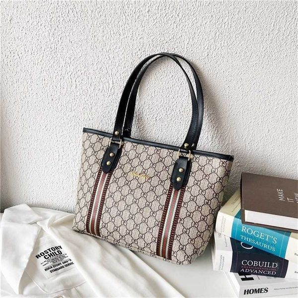 luxury designer new women's tote bag fashion big bag spicy mom shopping sling single shoulder messenger
luxury designer new women's tote bag fashion big bag spicy mom shopping sling single shoulder messenger