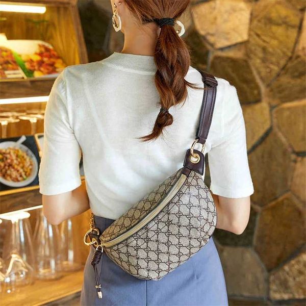 new chest bag printing crescent dumpling large capacity sling single shoulder women's bag messenger designer handbags
new chest bag printing crescent dumpling large capacity sling single shoulder women's bag messenger designer handbags
