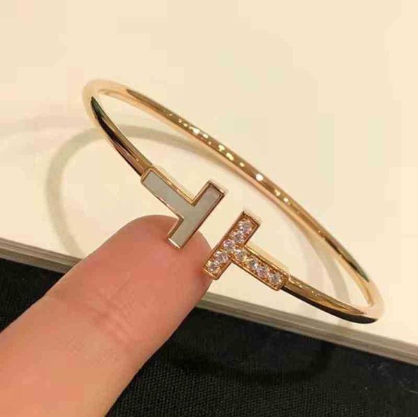 plph t home bracelet s925 silver double women's style with diamond fritillaria simple fashion category, Black
plph t home bracelet s925 silver double women's style with diamond fritillaria simple fashion category, Black
