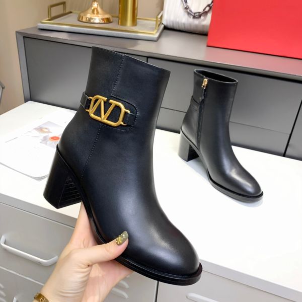 rivet boots vlogo heel boot designer women winter leather ankle booties warm platform luxury v woman gdfgfd, Black
rivet boots vlogo heel boot designer women winter leather ankle booties warm platform luxury v woman gdfgfd, Black