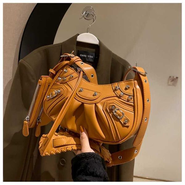 designer luxury for womens bags handbag b-shaped paris single shoulder messenger fashion square gift shoulder oblique span wallet versatile
designer luxury for womens bags handbag b-shaped paris single shoulder messenger fashion square gift shoulder oblique span wallet versatile