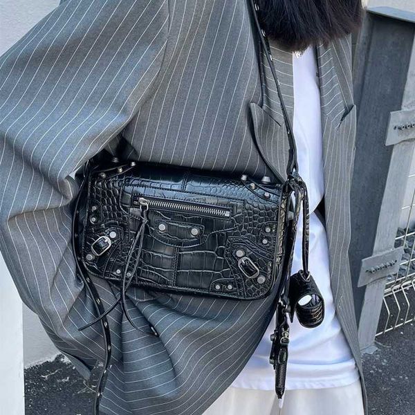 designer luxury for womens bags handbag b-shaped paris single shoulder messenger fashion square gift shoulder oblique span wallet versatile
designer luxury for womens bags handbag b-shaped paris single shoulder messenger fashion square gift shoulder oblique span wallet versatile