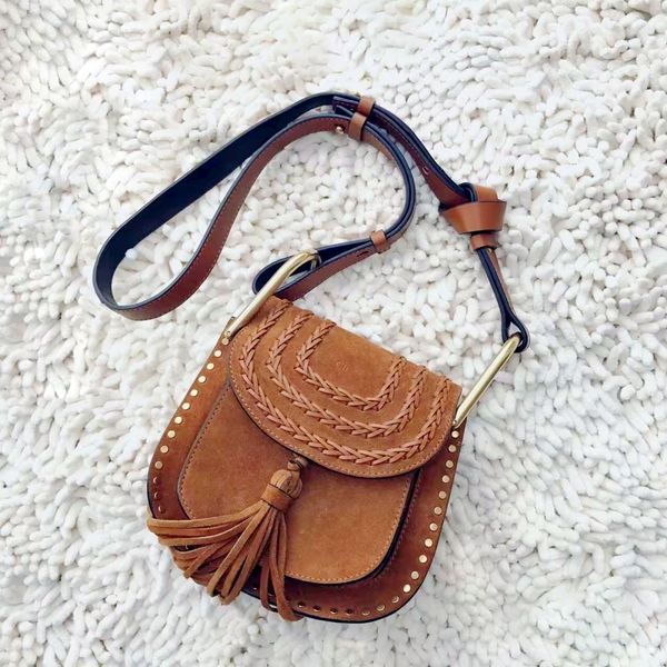 vintage husdon saddles tassel shoulder bag tote luxurys designers bag woody retro mens women's pochette cowboy leather handbags fashion
vintage husdon saddles tassel shoulder bag tote luxurys designers bag woody retro mens women's pochette cowboy leather handbags fashion