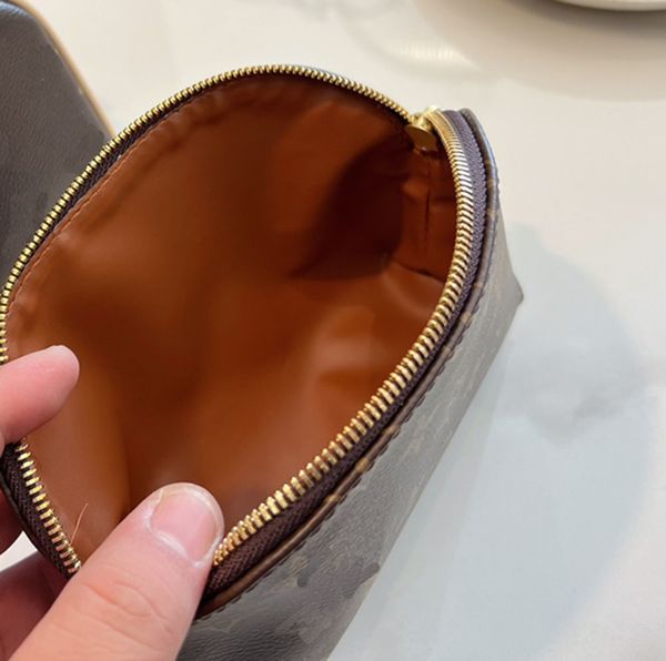 designer bag designer bags toiletry bag leather totes cosmetics bags 2 in 1 lsvs luxurys designers fashion handbags messenger crossbody shou
designer bag designer bags toiletry bag leather totes cosmetics bags 2 in 1 lsvs luxurys designers fashion handbags messenger crossbody shou
