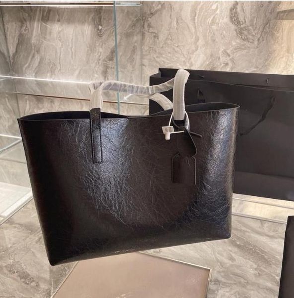 22ss fashion tote bag women classical luxury designer large capacity shopping bag handbags two versatile fashion underarm outdoor
22ss fashion tote bag women classical luxury designer large capacity shopping bag handbags two versatile fashion underarm outdoor