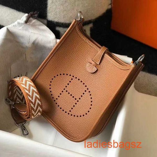 herme evlins shoulder bags price women's bag single messenger small square large capacity women's
herme evlins shoulder bags price women's bag single messenger small square large capacity women's