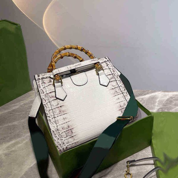 designer luxury women the tote bag fashion versatile handbags shoulder crossbody bags purse telfars totes large capacity saddle wallets 7a r
designer luxury women the tote bag fashion versatile handbags shoulder crossbody bags purse telfars totes large capacity saddle wallets 7a r