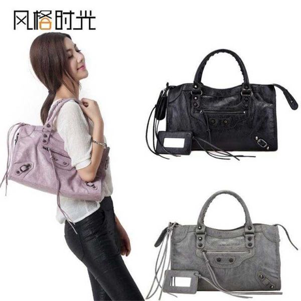 designer luxury for womens bags handbag b-shaped paris single shoulder messenger fashion square gift shoulder oblique span wallet versatile
designer luxury for womens bags handbag b-shaped paris single shoulder messenger fashion square gift shoulder oblique span wallet versatile