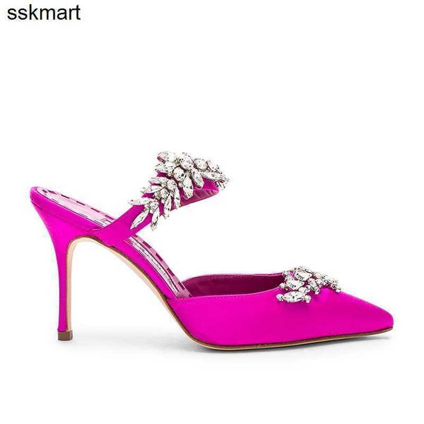 designer sandals jimmy asymmetrical high heels shoes 2022 new style straight strap high-heeled shoes lady matte rivets with box size 34-40, Black
designer sandals jimmy asymmetrical high heels shoes 2022 new style straight strap high-heeled shoes lady matte rivets with box size 34-40, Black