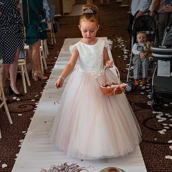 flower girl dresses lace appqulies tulle chanmapgne sleeveless wedding guest for 7years kids floor length a line gown, White;blue
flower girl dresses lace appqulies tulle chanmapgne sleeveless wedding guest for 7years kids floor length a line gown, White;blue