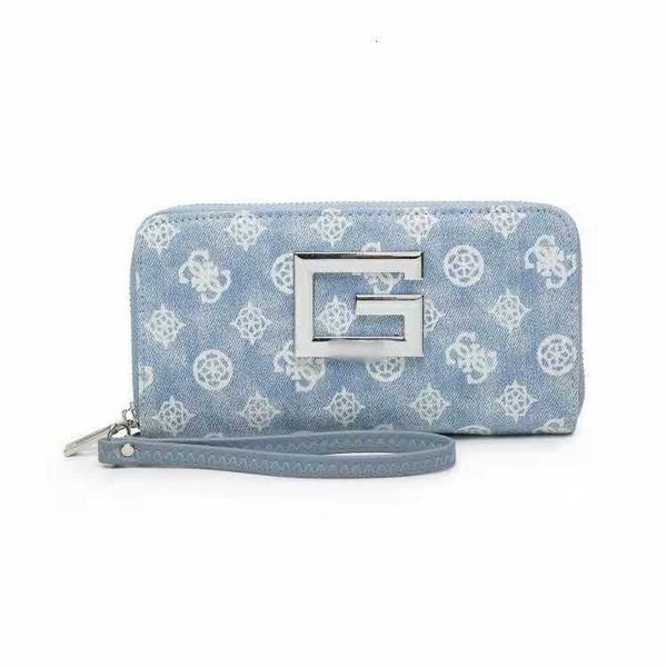 design bag 2023 new guss women's zipper medium long wrist silver wallet old flower letter walletfactory wholesale and retail
design bag 2023 new guss women's zipper medium long wrist silver wallet old flower letter walletfactory wholesale and retail