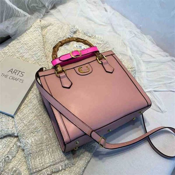 purses solid color texture small bag new spring simple women's shoulder bag large capacity messenger bamboo bag
purses solid color texture small bag new spring simple women's shoulder bag large capacity messenger bamboo bag