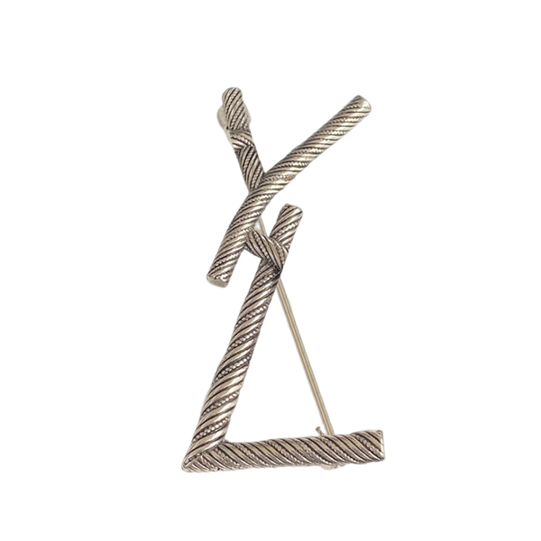 luxury designer brooch for women mens fashion sliver broochs jewelry dress accessory womens classic black brooches breastpin box d22111701jx, Gray
luxury designer brooch for women mens fashion sliver broochs jewelry dress accessory womens classic black brooches breastpin box d22111701jx, Gray