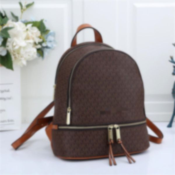 2022 fashion shoulder bags designer men and womens backpack travel bag school bag 3001 michaels kor mks ggss louisss vuttonss lvss
2022 fashion shoulder bags designer men and womens backpack travel bag school bag 3001 michaels kor mks ggss louisss vuttonss lvss