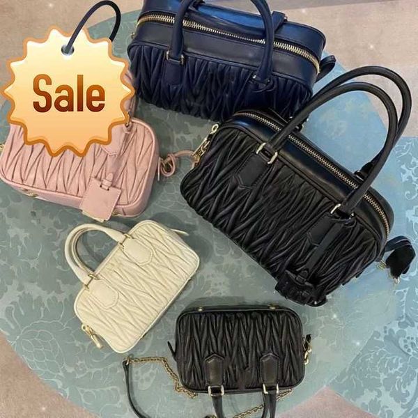 women's luxury designer handbagsshoulder crossbody bags tote new miu bowling bags mini handheld boston sheepskin pleated small square t
women's luxury designer handbagsshoulder crossbody bags tote new miu bowling bags mini handheld boston sheepskin pleated small square t