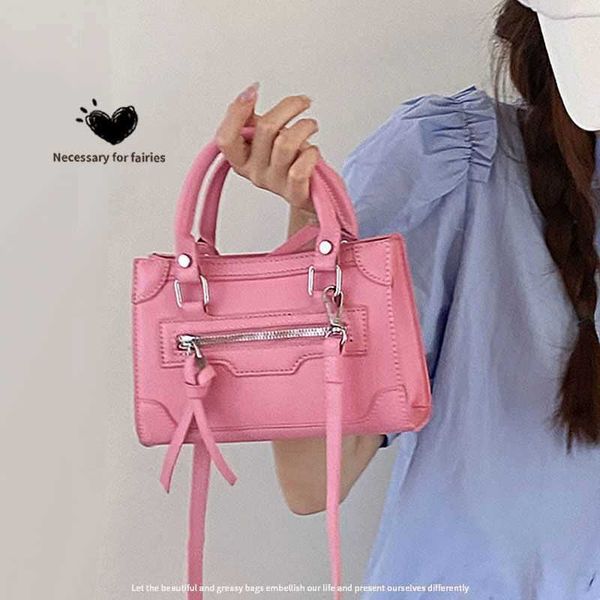 designer luxury for womens bags handbag b-shaped paris single shoulder messenger fashion square gift shoulder oblique span wallet versatile
designer luxury for womens bags handbag b-shaped paris single shoulder messenger fashion square gift shoulder oblique span wallet versatile
