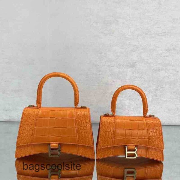 bag letter 2023 b designer buckle bags fashion balencigas leather crocodile pattern single hourglass shoulder cowhide
bag letter 2023 b designer buckle bags fashion balencigas leather crocodile pattern single hourglass shoulder cowhide