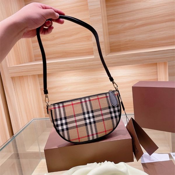 Canvas Shoulder Bag 21x12.5CM Crossbody Bags Golden Hardwares Lady Purse Women Wallet Stylish Boutiques, Accessories fee(not sale separately)
Canvas Shoulder Bag 21x12.5CM Crossbody Bags Golden Hardwares Lady Purse Women Wallet Stylish Boutiques, Accessories fee(not sale separately)