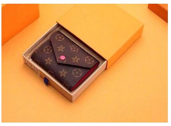 2022 new quality luxurys designers wallets purse bag fashion short victorine wallet embossed monograms empreinte classic pallas card holder
2022 new quality luxurys designers wallets purse bag fashion short victorine wallet embossed monograms empreinte classic pallas card holder