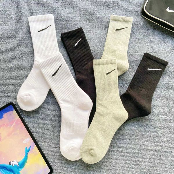 mens socks 8 pairs classic black white women men letter breathable cotton sports ankle sock elastic p95k
mens socks 8 pairs classic black white women men letter breathable cotton sports ankle sock elastic p95k