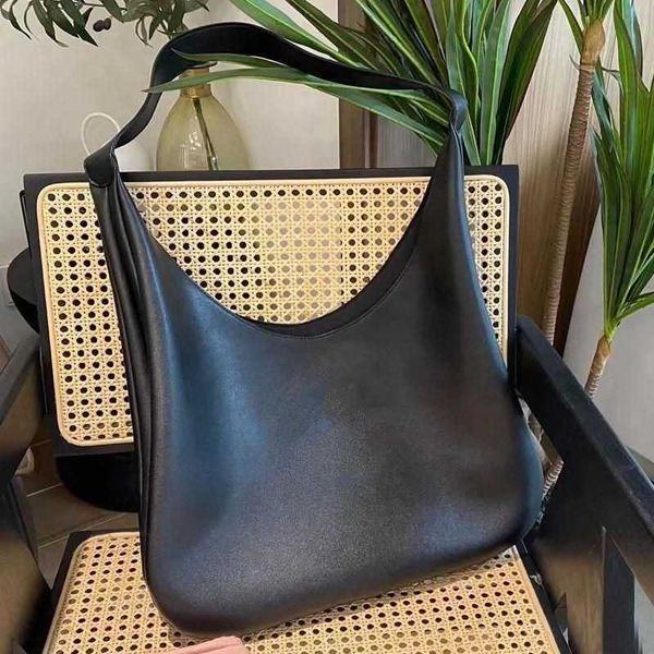 bag luxury miu designer shoulder bags tote 2023 fashion miu black totebags women's messenger packet multifunctional everything diagonal
bag luxury miu designer shoulder bags tote 2023 fashion miu black totebags women's messenger packet multifunctional everything diagonal