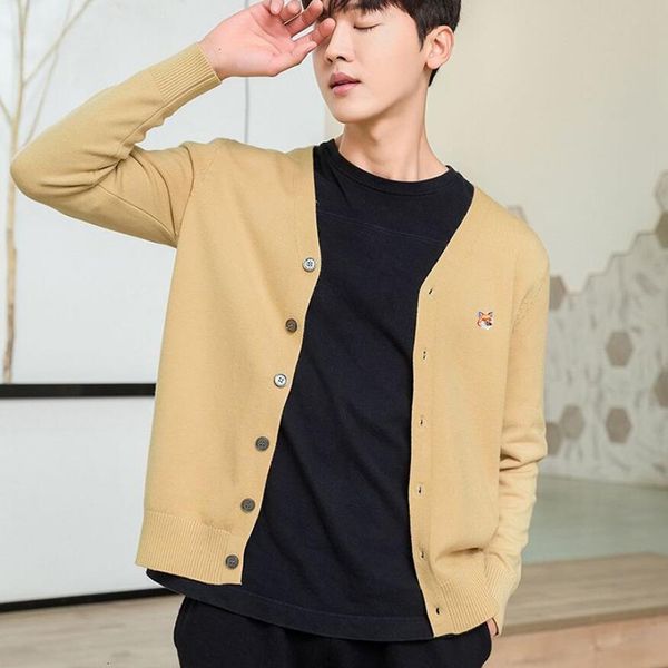 men's sweaters mens sweaters brand embroidery v neck wool knitwear cardigan thin casual harajuku fashion street men slim fit coat 22111, White;black
men's sweaters mens sweaters brand embroidery v neck wool knitwear cardigan thin casual harajuku fashion street men slim fit coat 22111, White;black