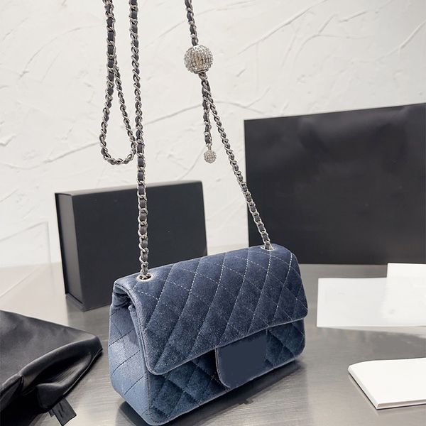 fashion tote bag designer bags luxury bags handbag for women crossbody wallet daily chain handbags small purse velour diamond lattice hardwa
fashion tote bag designer bags luxury bags handbag for women crossbody wallet daily chain handbags small purse velour diamond lattice hardwa