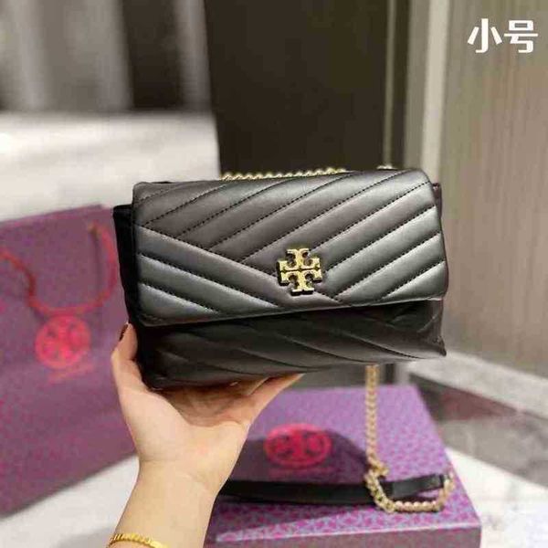 handbag designer torysburchs women's bag 2022 style sheepskin high-grade blue foreign small fragrance single rhombic lattice chain shou
handbag designer torysburchs women's bag 2022 style sheepskin high-grade blue foreign small fragrance single rhombic lattice chain shou