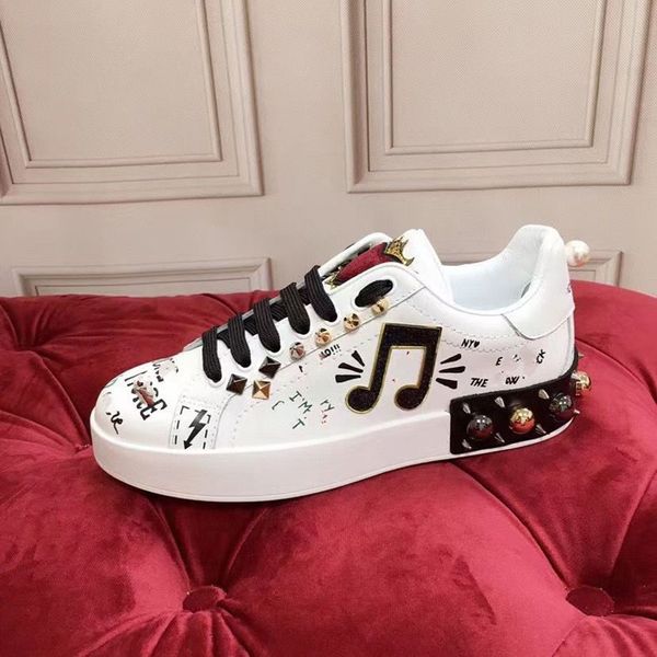 ltaly classic fashion casual shoes patchwork trendy men women sneakers ladies punk rivet low-leather skateboard sports shoe footwear asas, Red;white
ltaly classic fashion casual shoes patchwork trendy men women sneakers ladies punk rivet low-leather skateboard sports shoe footwear asas, Red;white