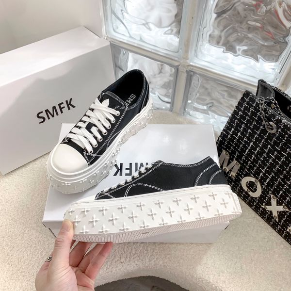 designer shoes chunky platform sneaker smfk skate shoe 2023 women's retro low lace up canvas trainer triple white black luxury thick bo
designer shoes chunky platform sneaker smfk skate shoe 2023 women's retro low lace up canvas trainer triple white black luxury thick bo